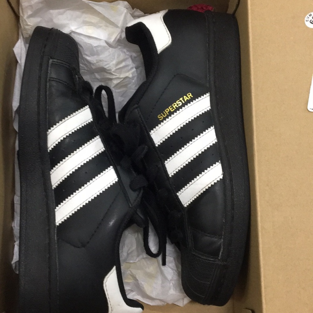 Adidas black superstar shoes